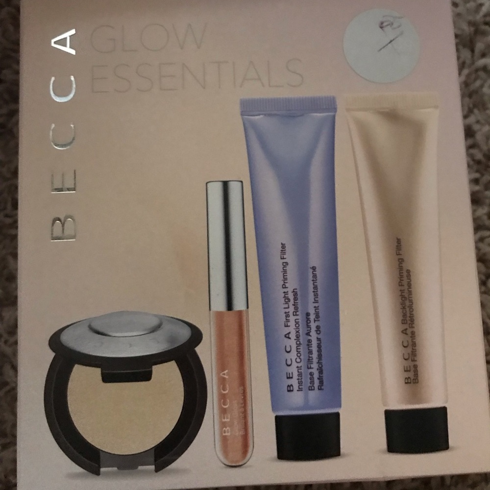 Becca cosmetics essential glow kit